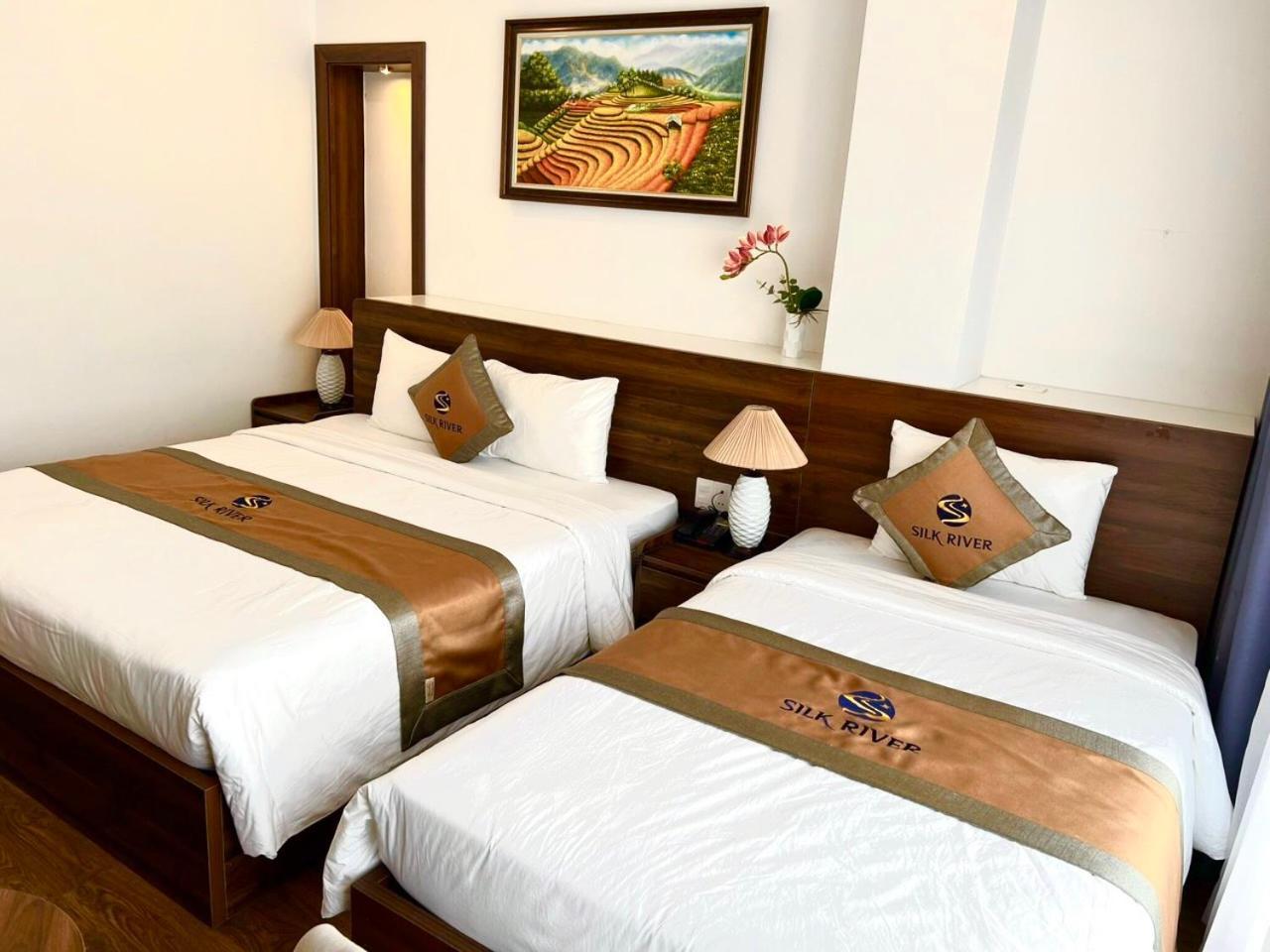 Silk River Hotel Ha Giang Exterior photo