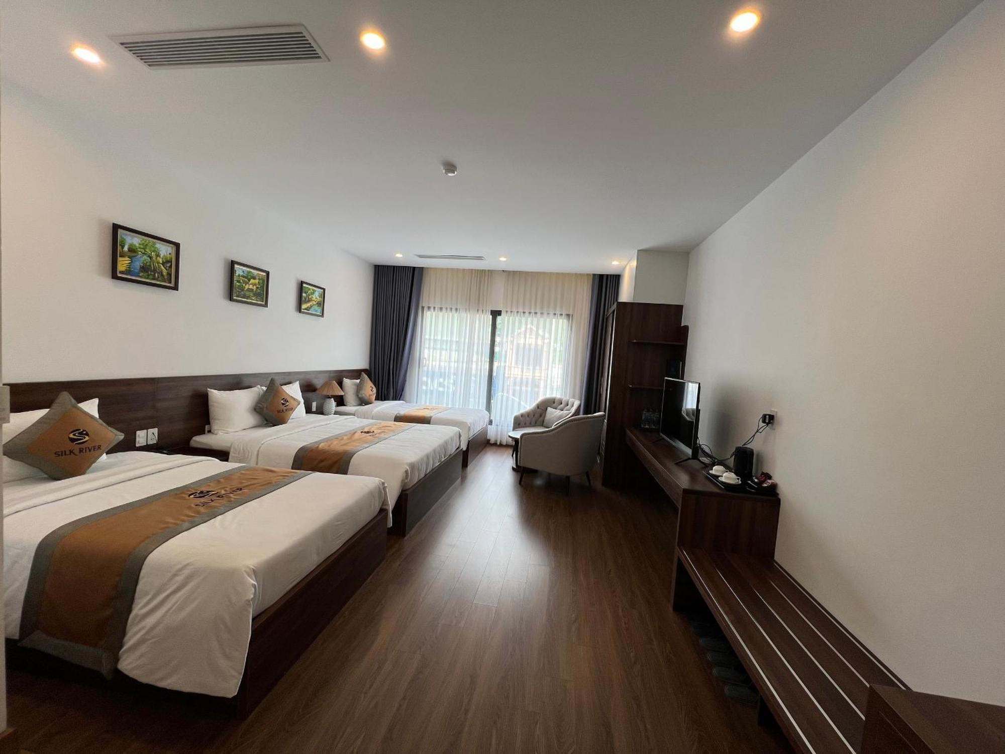 Silk River Hotel Ha Giang Exterior photo